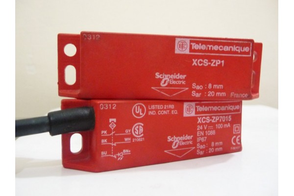Interlock Switches, XCS-ZP1+XCS-ZP7015, Telemecanique France